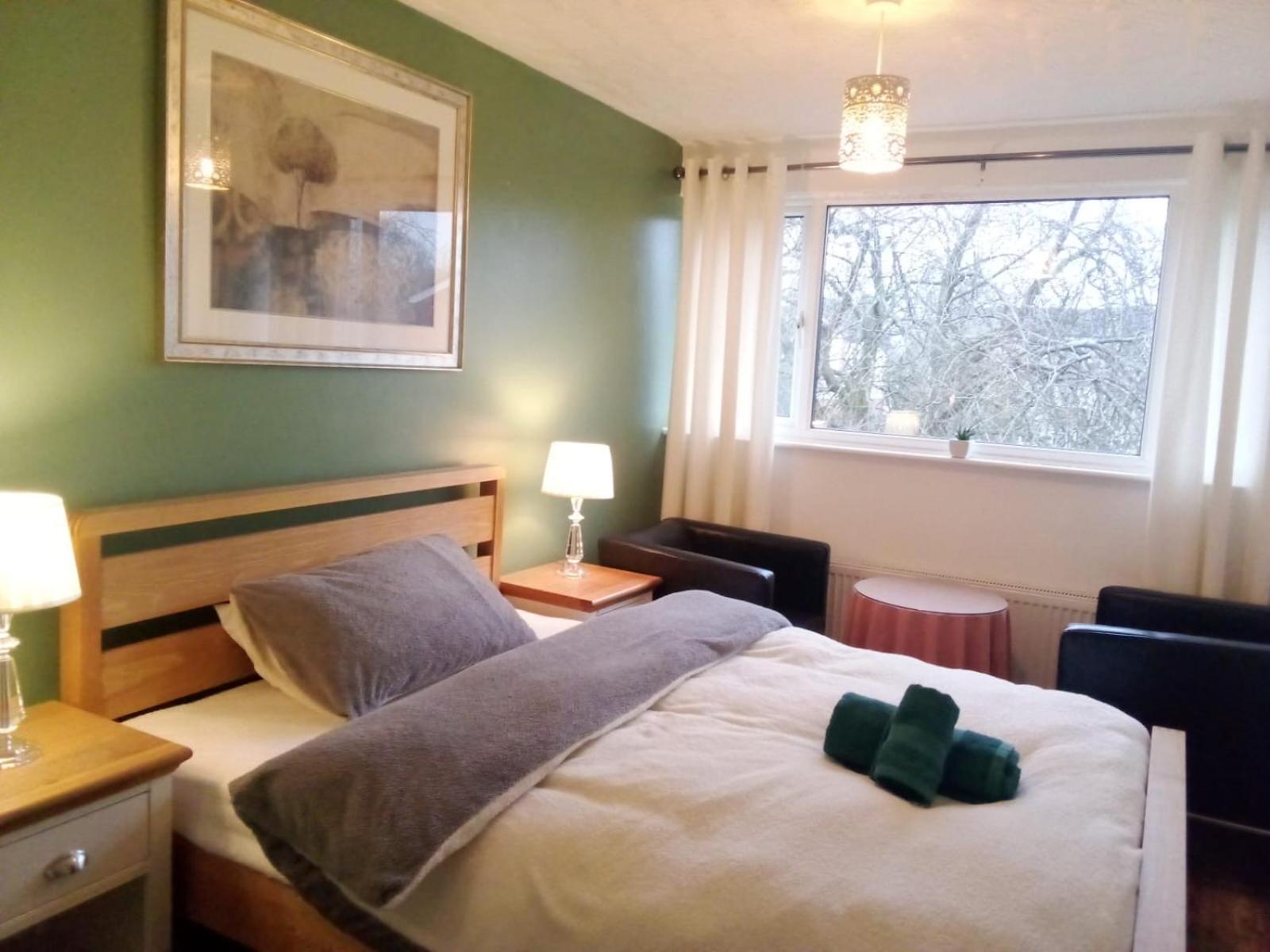 1 Luxurious Double Bedroom With Private Shower Reading Extérieur photo